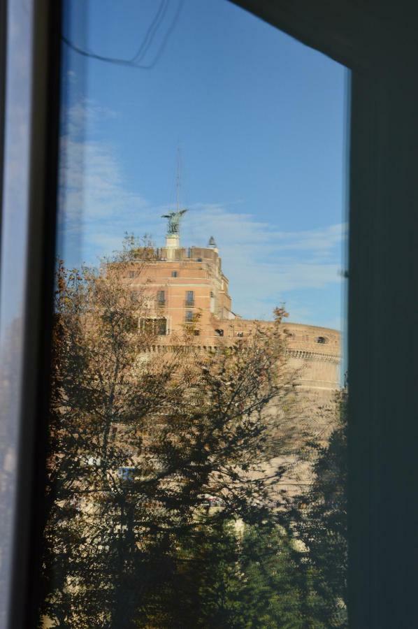 Una Finestra Su Castel Sant'Angelo Apartment Rome Exterior photo