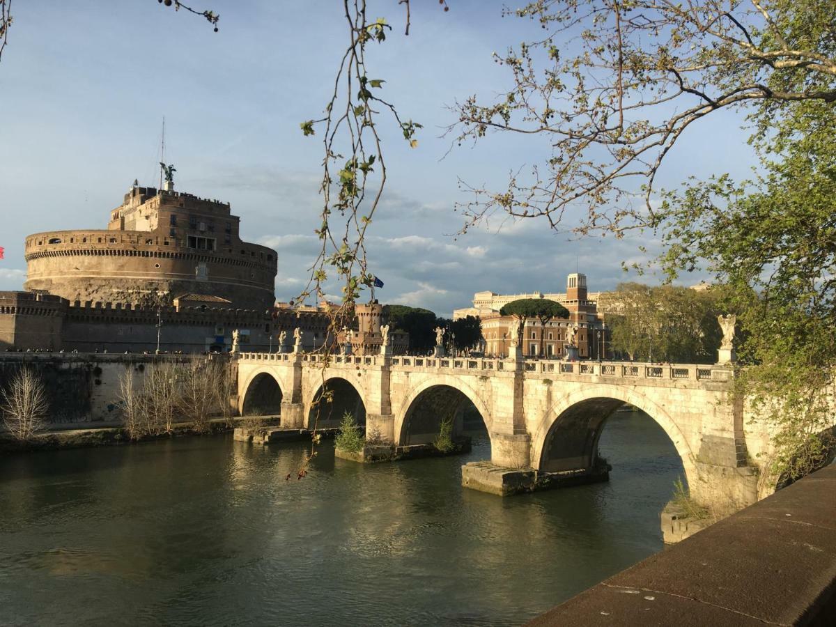 Una Finestra Su Castel Sant'Angelo Apartment Rome Exterior photo